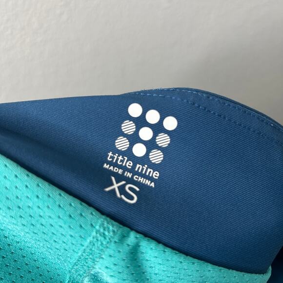 Title Nine Laser Cut Scalloped Hem Skort XS Blue Turquoise Activewear - Picture 7 of 9